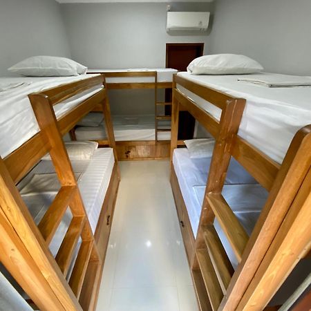 Amigos Guesthouse & Hostel Чангу Экстерьер фото